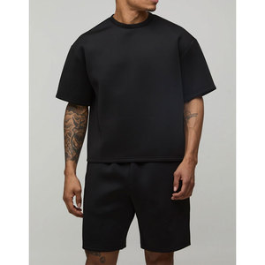 Conjunto de Dos Piezas para Hombre con Logotipo Personalizado, Camiseta 100% Algodón y Pantalones Cortos Holgados a Precios de Mayoreo - Product Image 4