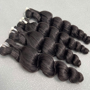 Extensions de cheveux couleur noir jais prêtes à être expédiées, cheveux humains vietnamiens SDD, ondulation lâche, traités à la vapeur - Product Image 6