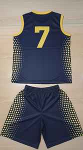 Tenue de basketball personnalisée de haute qualité, kit complet, impression par sublimation, maillot de sport pour les équipes de club - Product Image 2