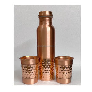 Bouteille d'eau en cuivre naturel pour un usage quotidien favorisant une hydratation équilibrée, l'immunité et des pratiques de vie saines - Product Image 5