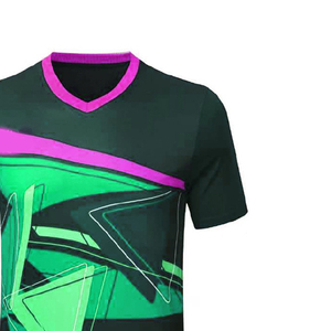 Ensemble uniforme de tennis professionnel pour hommes avec maillot respirant et short extensible pour les entraînements et les matchs - Product Image 4