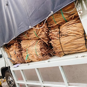 Vente en gros de matière première écologique en jacinthe d'eau séchée pour tapis artisanaux et de cuisson, prête à l'exportation en vrac - Mme Lily - Product Image 2