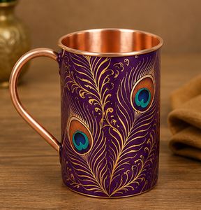 Vaso de cóctel de lujo con aislamiento térmico, color rojo carmesí, con estampado de plumas de pavo real, tipo Mule, con revestimiento rojo carmesí intenso. - Product Image 5