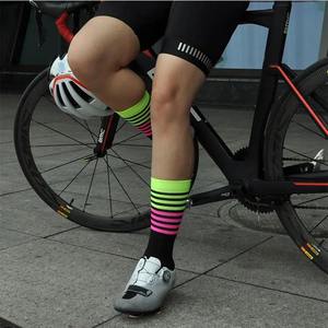 Calcetines de Ciclismo Personalizados con Diseño Propio, Calcetines con Logotipo Personalizado, Calcetines Deportivos de Algodón para Hombre, para Ciclismo y Running - Product Image 6