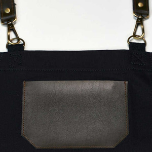 Tablier de barbier en toile, combinaison de travail réglable à bretelles croisées avec sangles en cuir et poches, réutilisable, unisexe, pour salon de coiffure et cuisine - Product Image 5