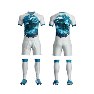Ensemble de maillot de football personnalisé vert sublimé pour homme, col en V, manches courtes, séchage rapide, entraînement athlétique, match, toutes saisons - Product Image 2