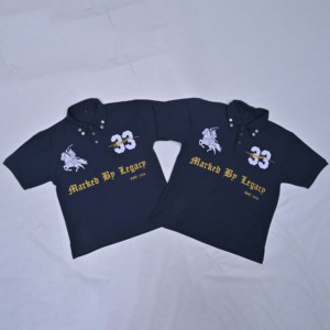Polo de manga corta azul marino para hombre con estampado de jinete y número 33 bordado en la parte delantera, estilo preppy ecuestre. - Product Image 6