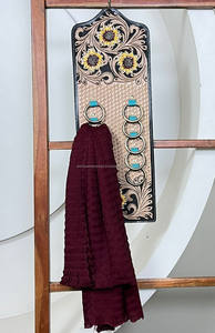 Organisateur de foulards en cuir tressé à la main de style occidental, très vendu, avec un design élégant, porte-anneaux multiples pour le rangement dans la garde-robe - Product Image 4