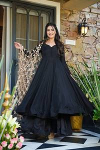 <b>Women</b> Black Silk Embroidered <b>Kurta</b> Set With Dupatta Traditional Indian Pakistani Salwar Suit For Party - Product Image 4