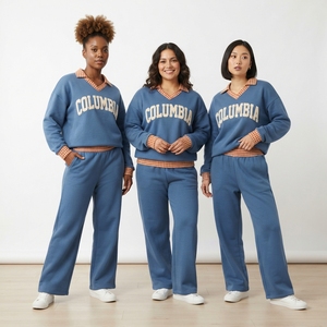 Ensemble de détente décontracté pour femme, vert, avec sweat-shirt en molleton à col en V et imprimé lettres Campus, et pantalon large, manches longues, coupe ample - Product Image 6
