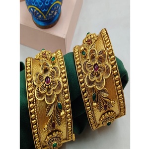 Beautiful Premium Quality Brass Gold Plated Moissanite Two Set Of Openable Bangles For Women & Girls For Wedding Wear Collection - Product Image 2