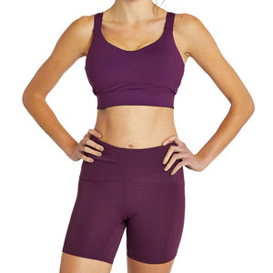 Conjunto de yoga de 2 piezas para mujer, sensación de segunda piel, ropa deportiva, shorts de yoga de cintura alta y sujetador deportivo con cuello halter - Product Image 1