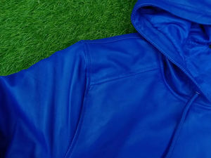 Chaqueta de cuero premium personalizada azul para hombre, sudadera con capucha, suéter bomber de cuero genuino para hombre - Product Image 3