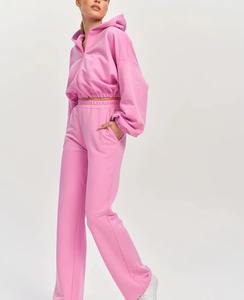 Survêtement de sport moderne pour femme, coupe courte, 100 % coton, pour l'entraînement, élégant et tendance - Product Image 3