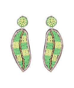 Pendientes de Hoja Hechos a Mano con Cuentas de Semillas, Joyería Bordada en Verde y Amarillo, Elaborada con Hilo de Algodón - Product Image 1