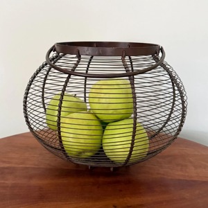 Round Metal Fruit <b>Basket</b> Decorative Fruit Holder For Kitchen Countertop Dining <b>Table</b> And Home Decor Display From India - Product Image 1