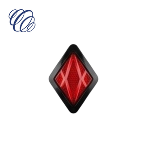 Feux arrière combinés à profil bas, aérodynamiques, avec cadre chromé intégré et feux de jour - Product Image 1