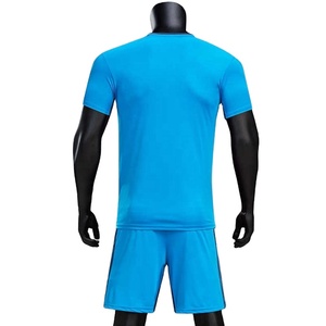Uniforme de Fútbol Personalizado Premium para Hombre, Ropa Deportiva Transpirable de Alto Rendimiento, Uniforme de Fútbol al Por Mayor - Product Image 2