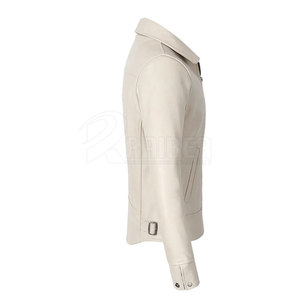 Chaqueta de cuero de inspiración clásica con corte actualizado y artesanía de calidad en venta - Product Image 3