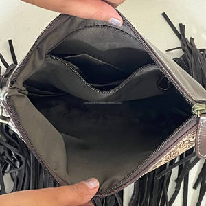 Sac bandoulière multifonctionnel personnalisé en cuir de vachette véritable, design de luxe, fait main, avec franges, style western - Product Image 6