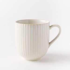 Thick ceramic walls help retain the temperature of your drink for longer while remaining pleasant to hold. - Product Image 3