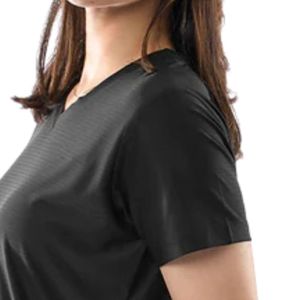 Camiseta Deportiva SwiftMesh con Cuello en V para Mujer, Color Negro, Transpirable, de Secado Rápido, Ligera, para Gimnasio, Fitness, Deportes, Running, Casual - Product Image 6