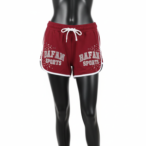 กางเกงขาสั้นผ้าโพลีเอสเตอร์ผสมสแปนเด็กซ์สีแดงเลือดหมู พรีเมียม 240 GSM แต่งแถบสีขาวที่ขอบเอว มีเชือกผูกเอว ประดับโลโก้ด้วยคริสตัล - Product Image 6