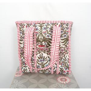 Bolso Tote Pequeño de Algodón Suave Acolchado con Estampado Floral Hecho a Mano en Rajasthan para Mujer, Estilo Bohemio, para Compras - Product Image 5