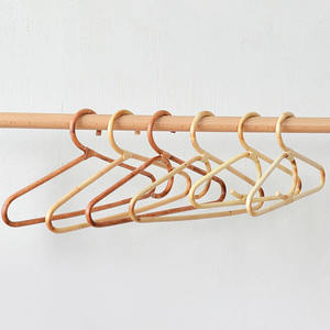 Porte-manteau en rotin de haute qualité, cintre pour le linge naturel - Product Image 2