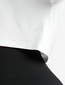 Camiseta Corta Holgada para Mujer con Hombros Caídos y Estampado Serigrafiado Oversize - Product Image 5