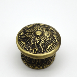 Poignée de porte en laiton massif finition antique |   Poignée de porte principale robuste |   Quincaillerie d'entrée classique vintage pour porte d'entrée de maison - Product Image 1