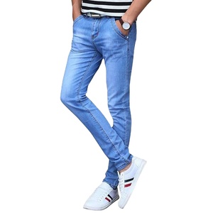 Nouveau style de jeans en denim pour hommes, design décontracté, logo personnalisé, prix abordable, vente en gros, OEM, orienté vers l'exportation - Product Image 1