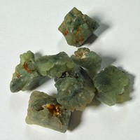 Vente en gros de pierres de préhnite naturelles brutes de haute qualité, cristal vert brut en vrac, spécimen minéral, Feng Shui, guérison, décoration intérieure