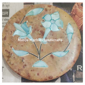 Miroir incrusté de stéatite de qualité supérieure au design luxueux fait à la main avec abat-jour en nacre meilleur design pour les cadeaux spéciaux du Ramdaan - Product Image 2