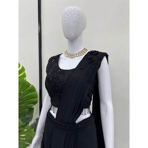 Hermoso conjunto de estilo Dhoti listo para usar para mujer para fiestas - Product Image 3