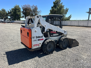Cargadora Compacta S530 2015 con Cabina Cerrada, Máquina de Construcción de Alto Rendimiento - Product Image 6