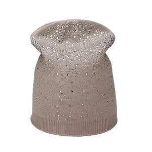 Bonnets personnalisés brodés à la main avec strass, 100% acrylique, logo personnalisé coloré, haute qualité, unisexe, adulte, décontracté, extérieur - Product Image 3