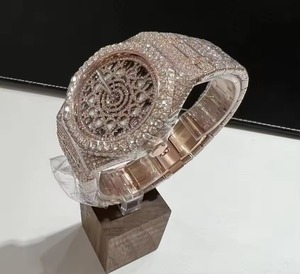 Montre de luxe pour femme en moissanite glacée, boîtier polygonal, mouvement à quartz analogique, verre saphir, bracelet ajouré en acier inoxydable tendance - Product Image 4