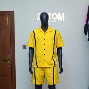 ชุดเซ็ตเสื้อโปโลผ้าฝ้ายแท้ 100% สำหรับผู้ชาย ขายส่ง พิมพ์โลโก้ได้ตามต้องการ เสื้อผ้าสตรีทแวร์ สีพื้น ลายเส้นสีดำ ชุด 2 ชิ้น - Product Image 3