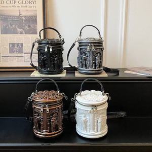 Nuevo Bolso Tipo Cubo de Moda Vintage con Temática Oscura para Mujer, Diseño Personalizado con Cierre de Cremallera para el Uso Diario - Product Image 1