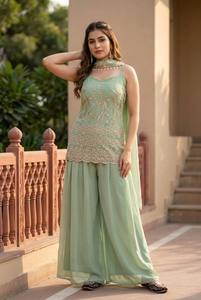 Conjunto de Salwar Kameez Bordado en Verde Menta, Chaniya Sharara, Traje Pakistaní para Eid con Dupatta - Product Image 1