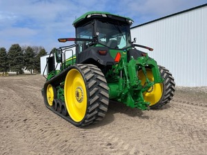 Tractor de Cadena 4x4 de Gran Tamaño 8RT 370 2021, Listo para Exportación Premium - Product Image 5