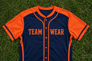 Ensemble uniforme de baseball Tofen Sports bleu marine et orange, maillot à manches courtes boutonné, pantalon, casquette, chaussettes, ceinture, polyester respirant, unisexe - Product Image 4