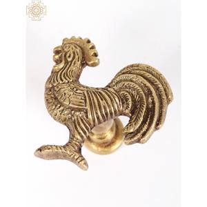 Pomo de puerta de gallo pequeño hecho a mano de 2 pulgadas en latón decorativo para el hogar y artículo de decoración de puerta hecho en La India - Product Image 2