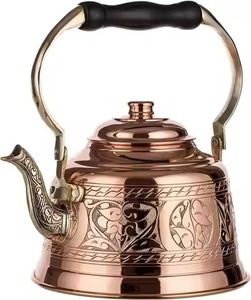 Tetera Clásica de Metal para Té y Café, para Hervir Agua y Servir en el Hogar y la Cocina, con Estructura y Agarre Confiables - Product Image 4