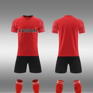 Vente en gros de maillots de football de qualité supérieure avec impression par sublimation, ensembles complets de vêtements, uniformes de football vintage pour jeunes - Product Image 6