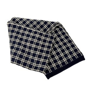 Chal de Invierno de Lana de Alta Calidad para Mujer, con Patrones Personalizables, Ligero y Reversible, Bufanda Tradicional - Product Image 1