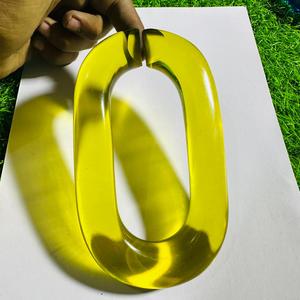 Eslabones de Cadena de Resina Mate Color Ámbar para Decoración del Hogar, Anillo Ovalado Marrón Esmerilado, Escultura Decorativa para Estantería o Encimera, Pieza de Acento - Product Image 2