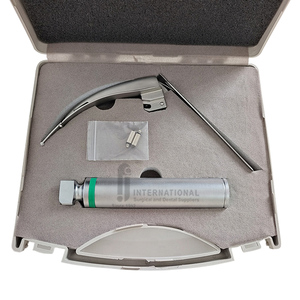 Set combinado LED VET de calidad alemana para anestesia, intubación de emergencia, laringoscopio con 3 hojas Macintosh y 3 hojas Miller de FJ INTERNATIONAL - Product Image 1