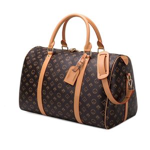 New Arrival Luxury leather Duffle Bag Adjustable <b>Strap</b> Zipper Closure Large Capacity Multi-Function for Travel Daily - Product Image 4